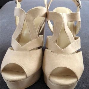 BP sunny-fab nude faux suede 7 1/2 M wedges